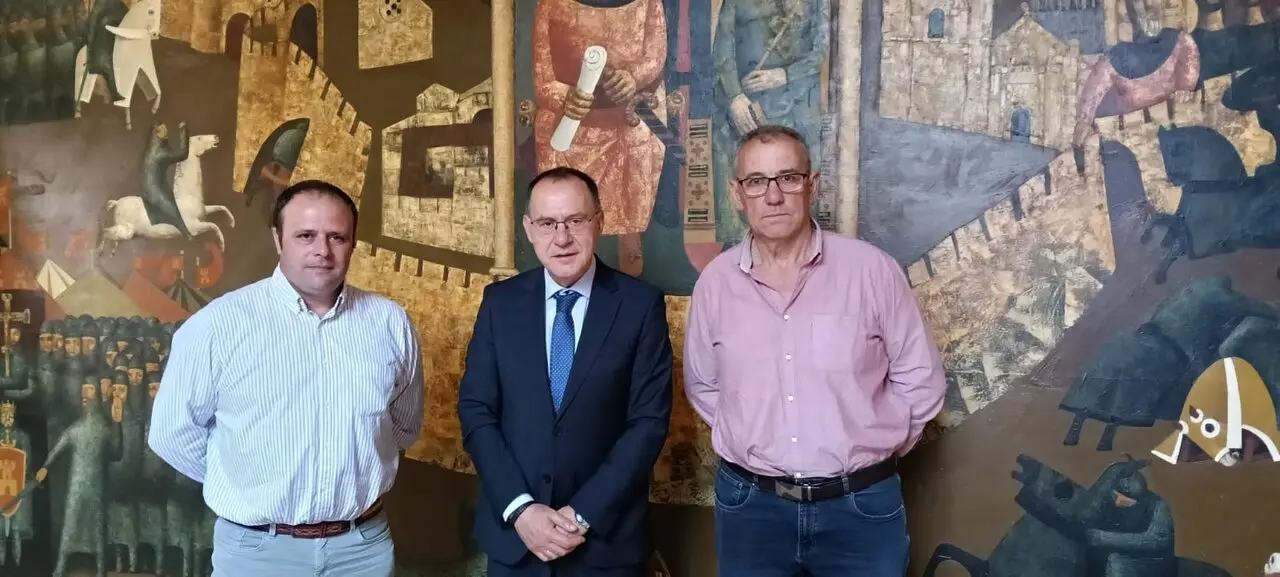 Reunión sobre el proyecto de modernización Canal del Esla