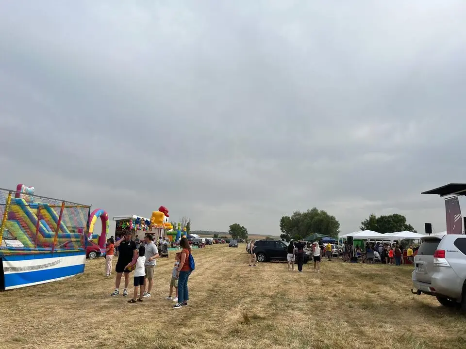 WhatsApp Image 2025-06-09 at 18.53.04 (1)