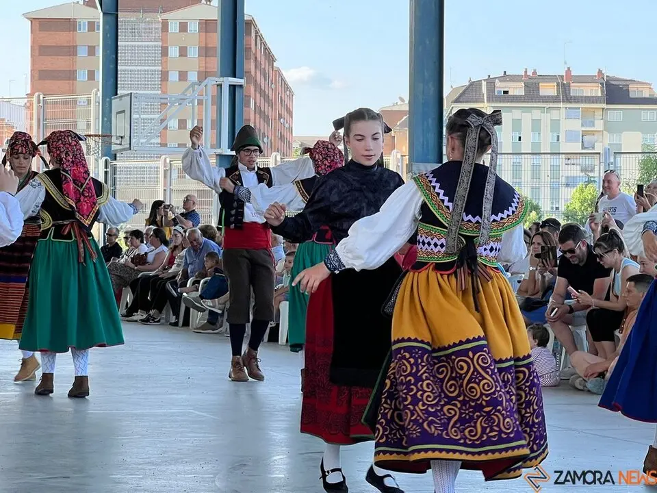 Fin de curso Escuela de baile Doña Urraca