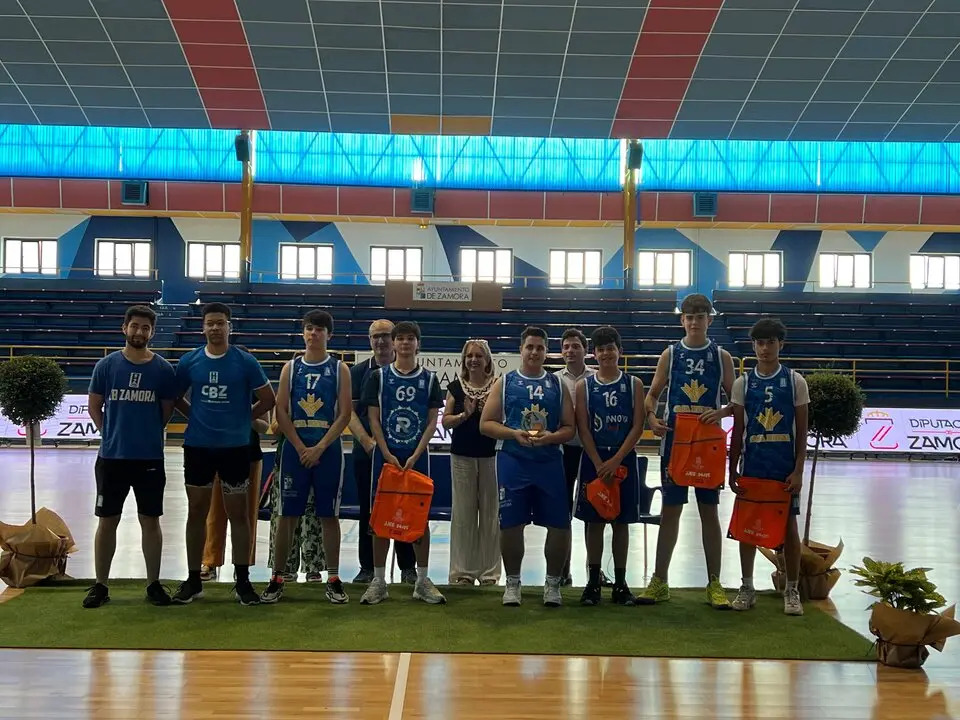 Clausura Juegos Escolare (2)