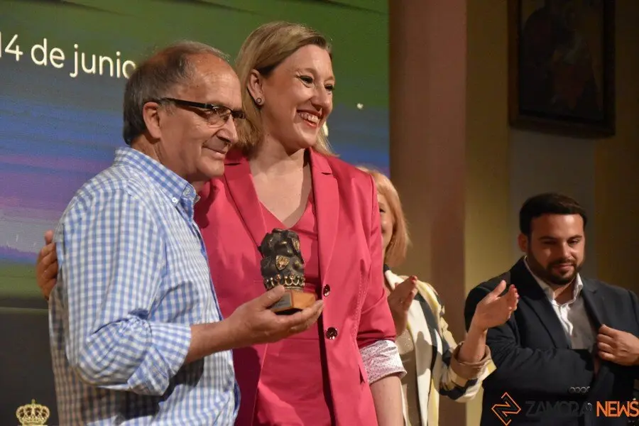 homenaje alcaldes en el día de la provincia _10