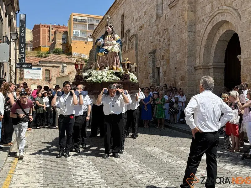 Virgen de la Salud _28