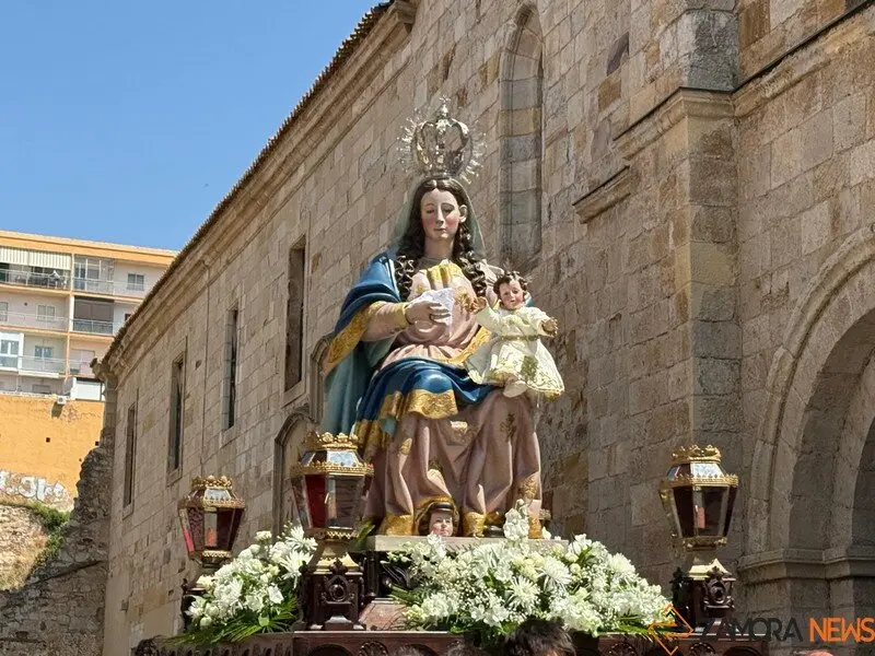 Virgen de la Salud _31