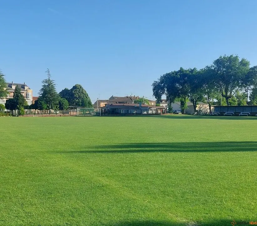 Campo de fútbol, Santa Croya de Tera