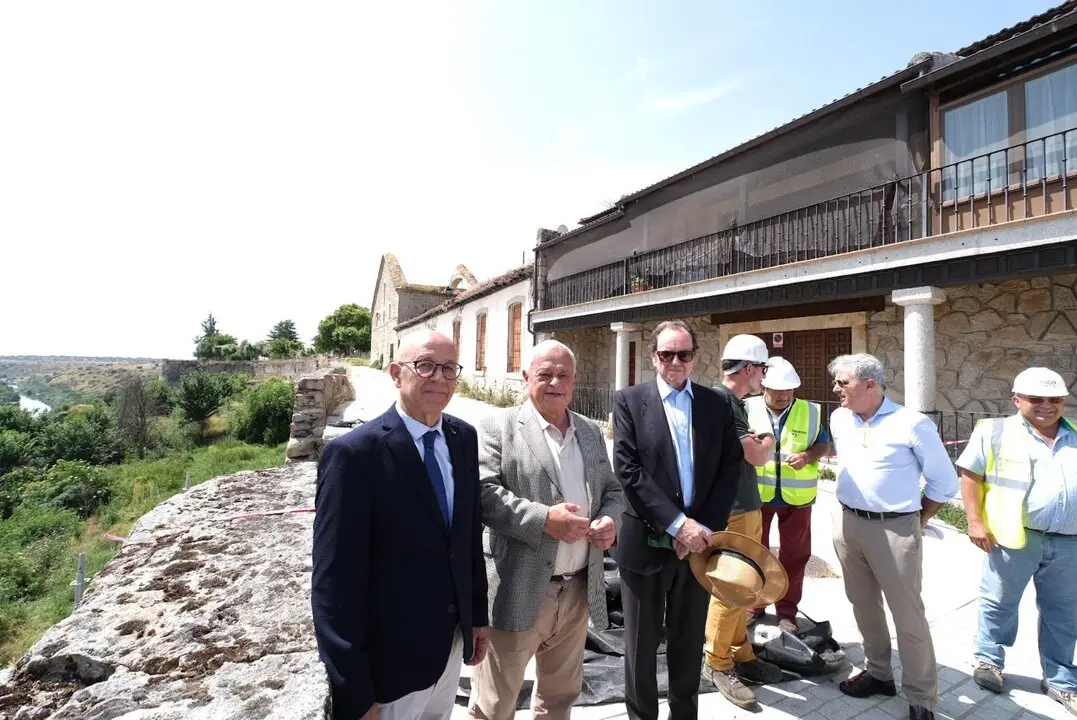 2025-06-17.-Visita a las obras del recinto amurallado de la villa I