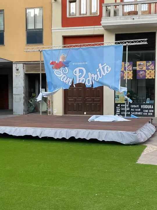 vandalizado escenario de las fiestas de San Pedro