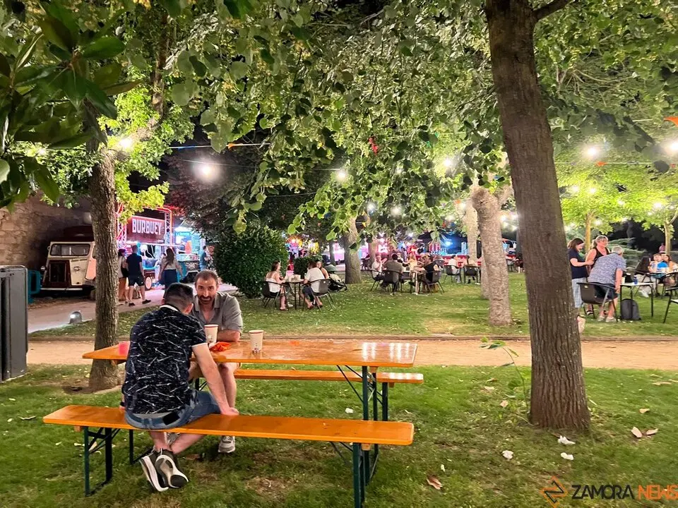 Come y Calle San Pedro _30