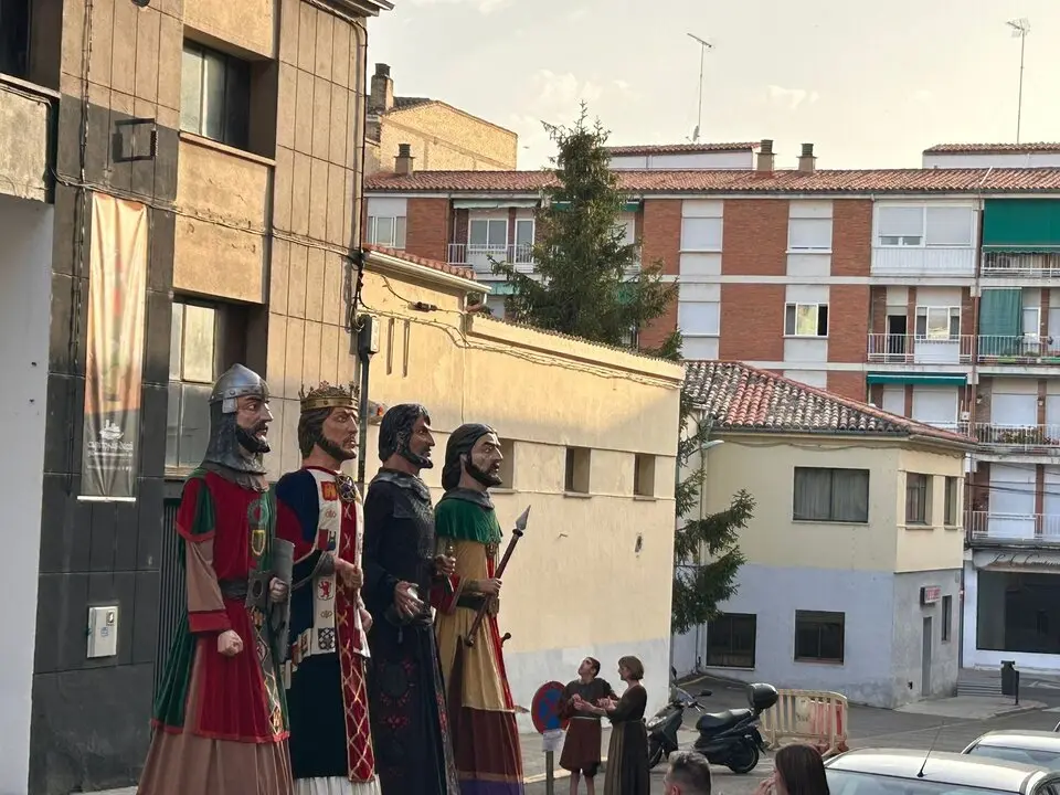 Desfile de Gigantes y Cabezudos capitonis Durii_5