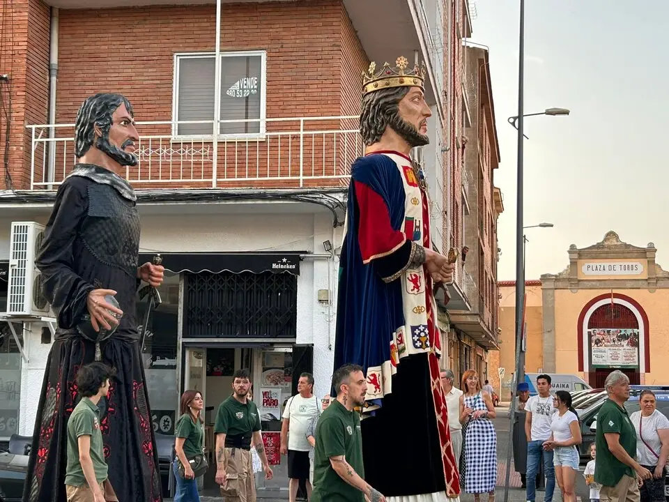 Desfile de Gigantes y Cabezudos capitonis Durii_21