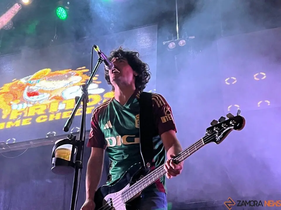 Concierto Me Fritos & Give Me Cheetos _4