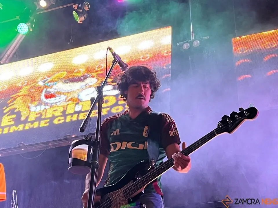 Concierto Me Fritos & Give Me Cheetos _6