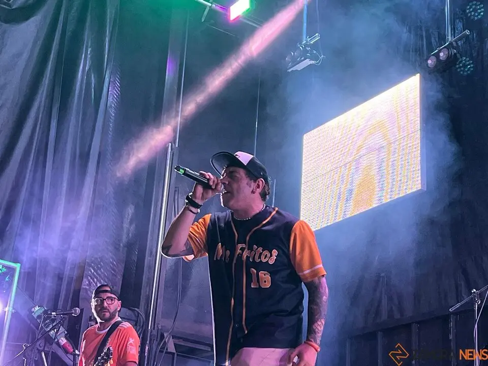 Concierto Me Fritos & Give Me Cheetos _8