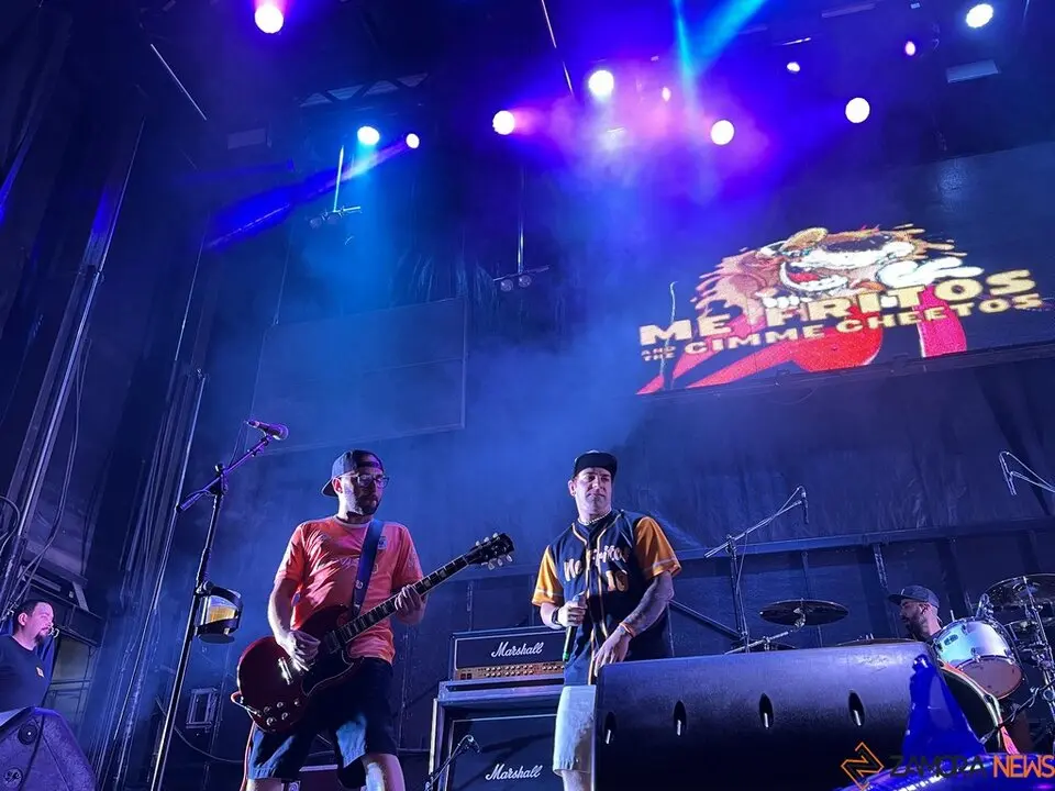 Concierto Me Fritos & Give Me Cheetos _21