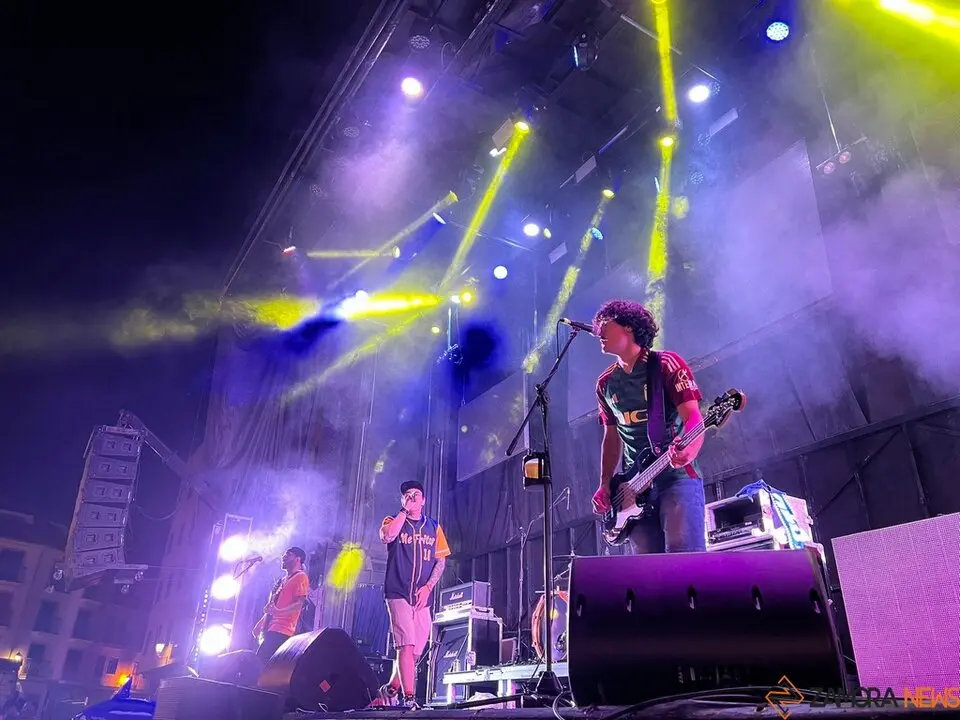 Concierto Me Fritos & Give Me Cheetos _25