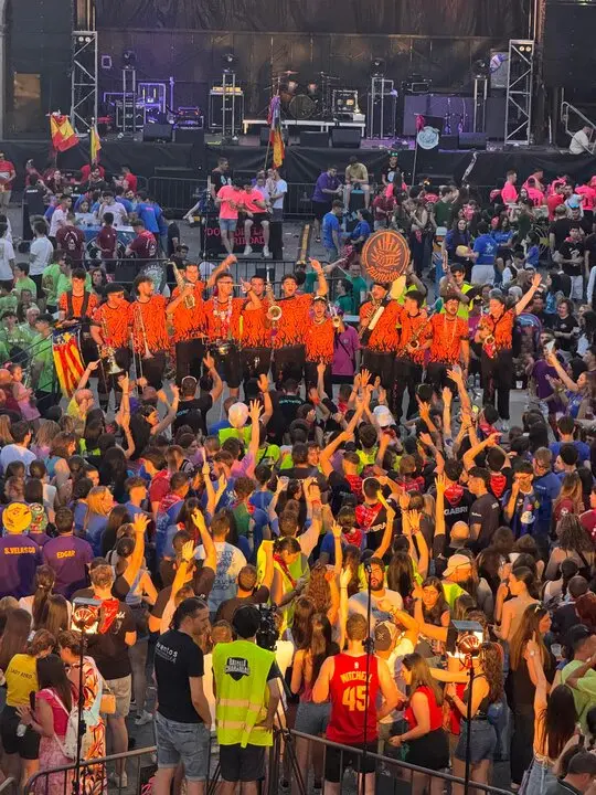 La charanga valenciana Telotocoto ganadores de la Batalla de Charangas