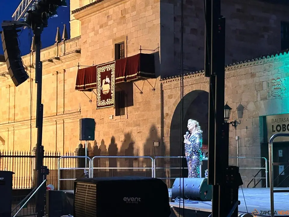 Soledad Luna, Zamora