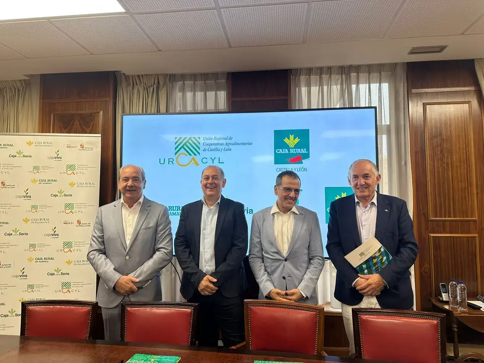 renovación del compromiso entre URCACYL y las Cajas Rurales