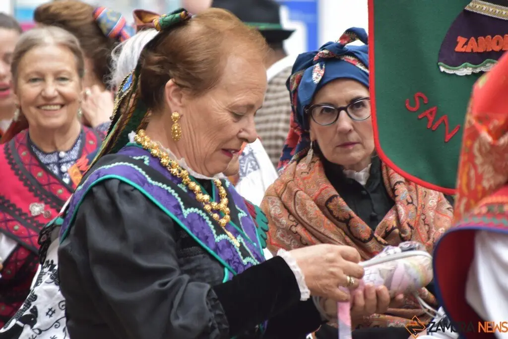 desfile indumentaria tradicional_7