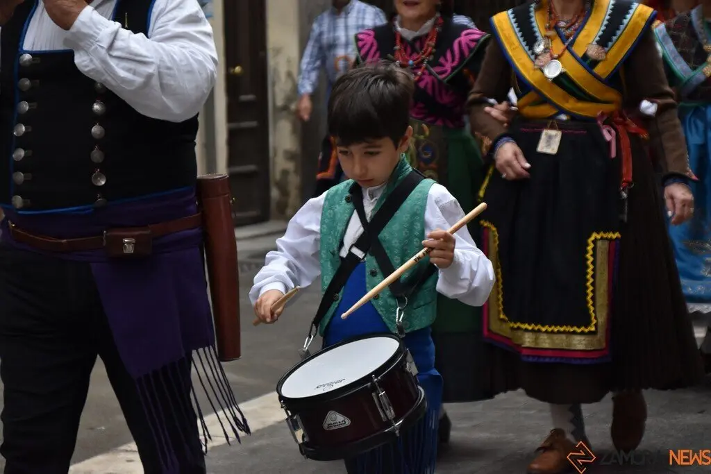 desfile indumentaria tradicional_38