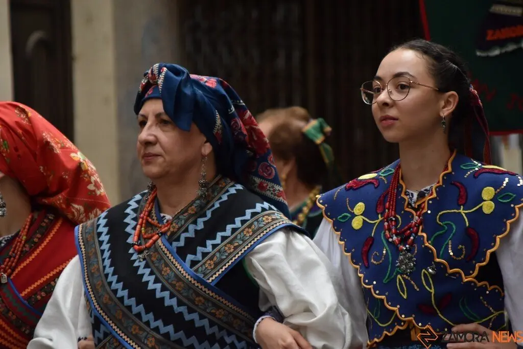 desfile indumentaria tradicional_40