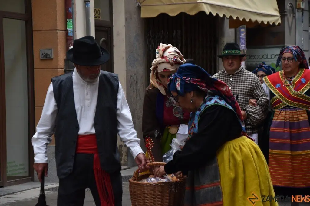 desfile indumentaria tradicional_42