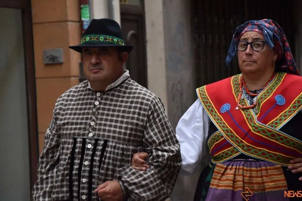 desfile indumentaria tradicional_44