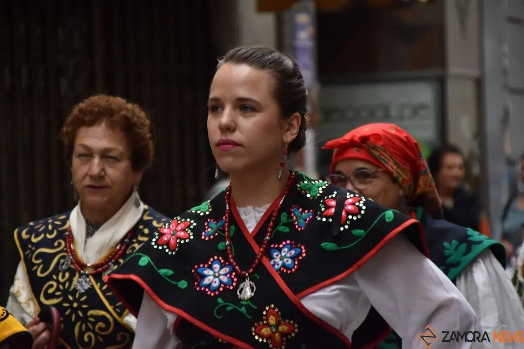 desfile indumentaria tradicional_47