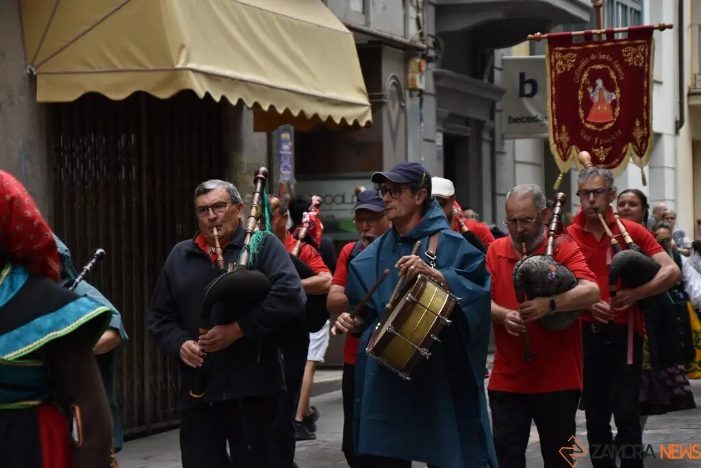 desfile indumentaria tradicional_54