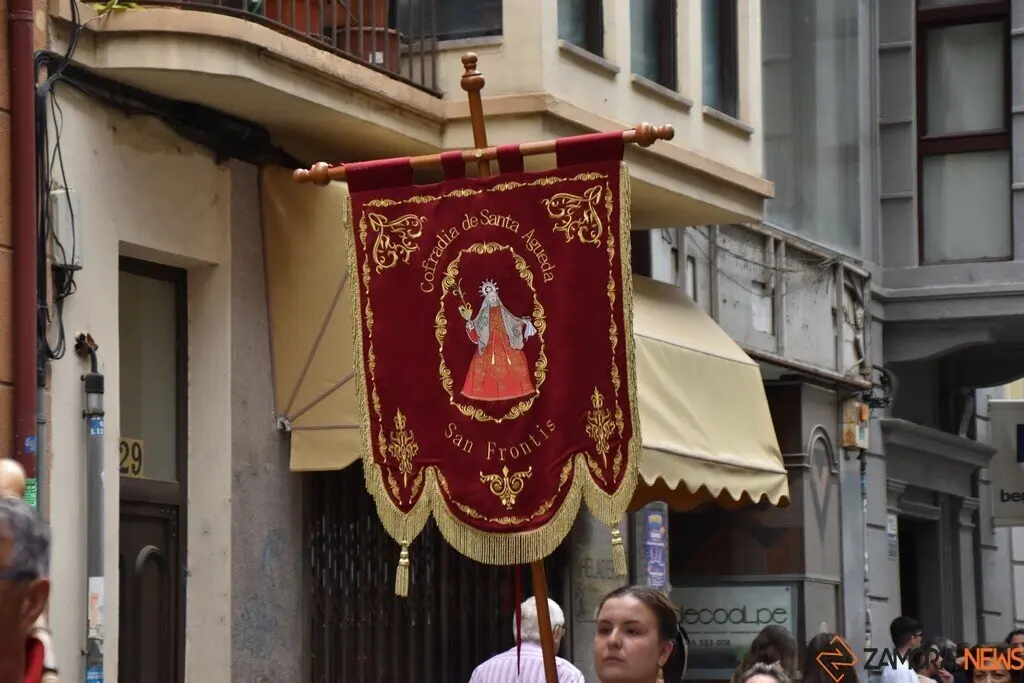 desfile indumentaria tradicional_56