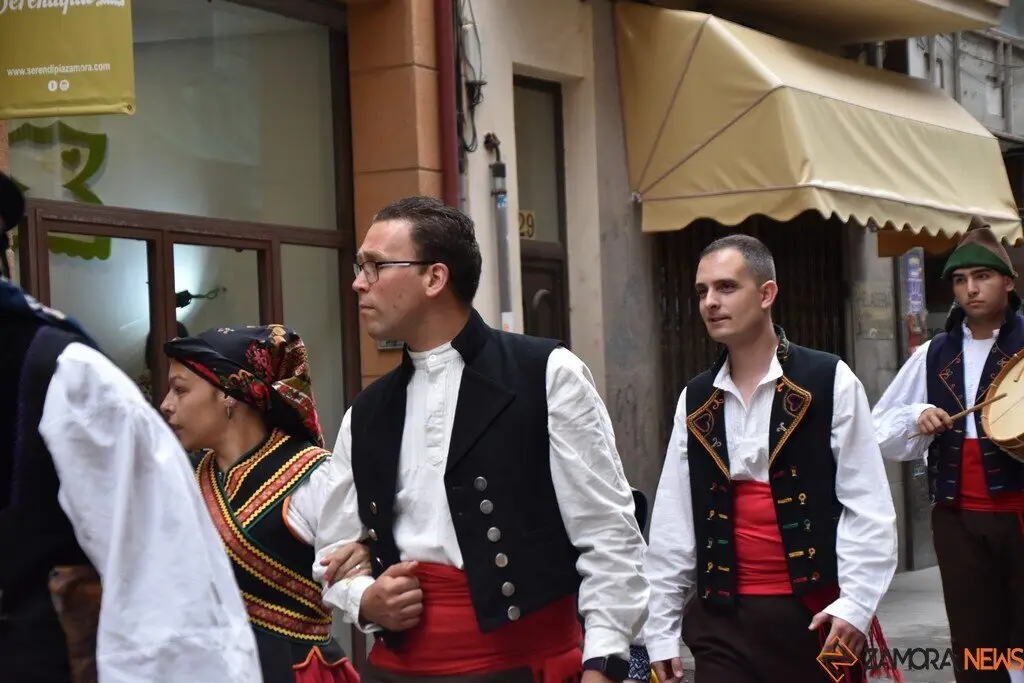 desfile indumentaria tradicional_89