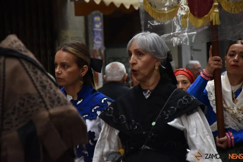 desfile indumentaria tradicional_107