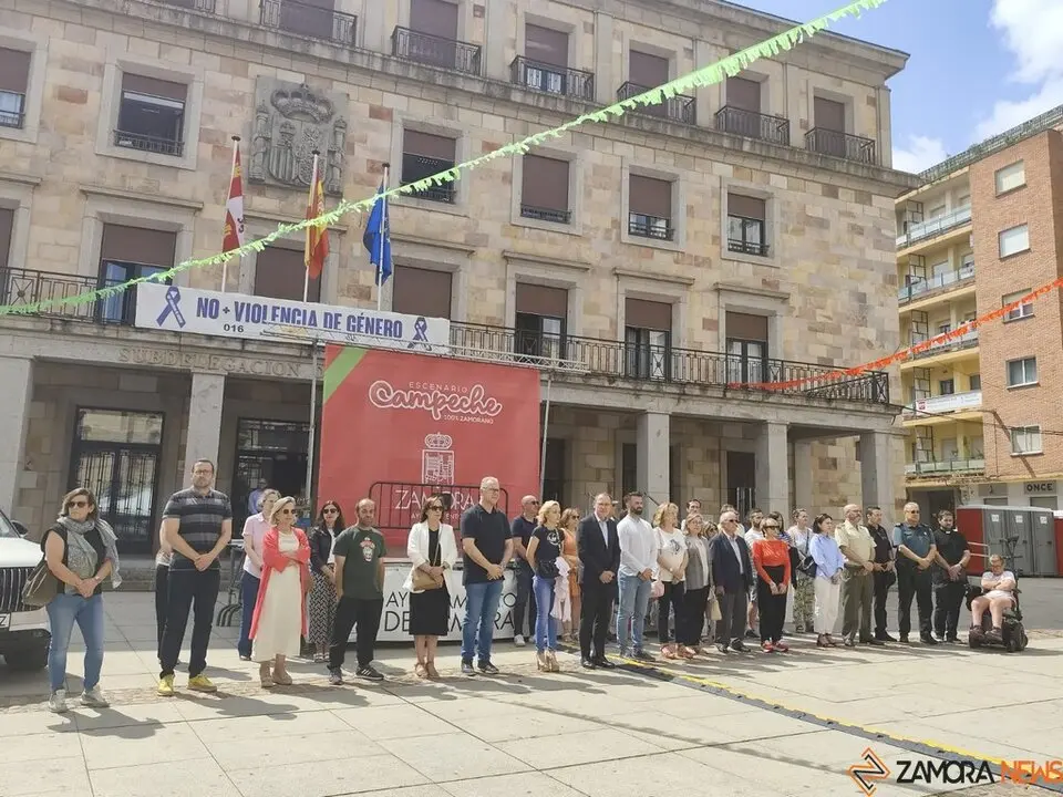 Minuto de silencio asesinato machista_2