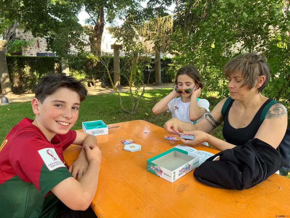 Jardines del Castillo de Zamora, “Juegos de Mesa en la Calle”