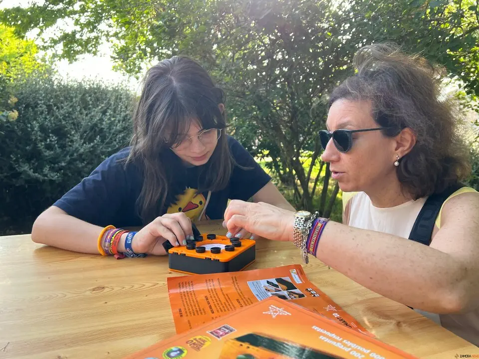 Jardines del Castillo de Zamora, “Juegos de Mesa en la Calle”