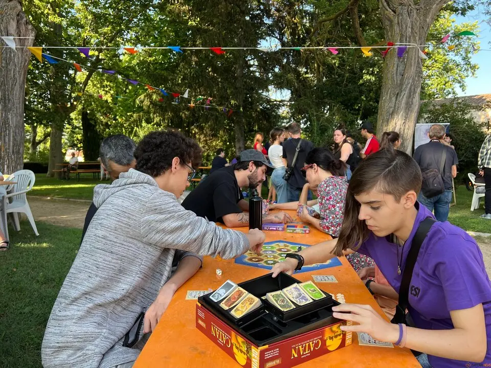 Jardines del Castillo de Zamora, “Juegos de Mesa en la Calle”