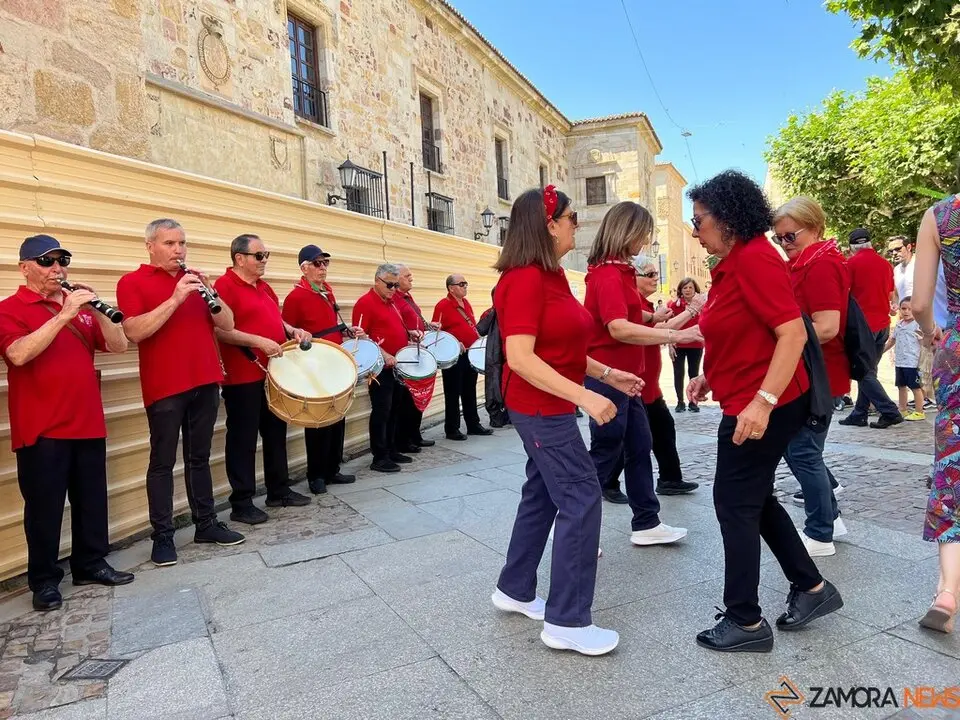 Pasacalles Folklore Tradymupo_8