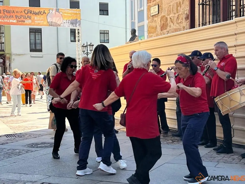 Pasacalles Folklore Tradymupo_23