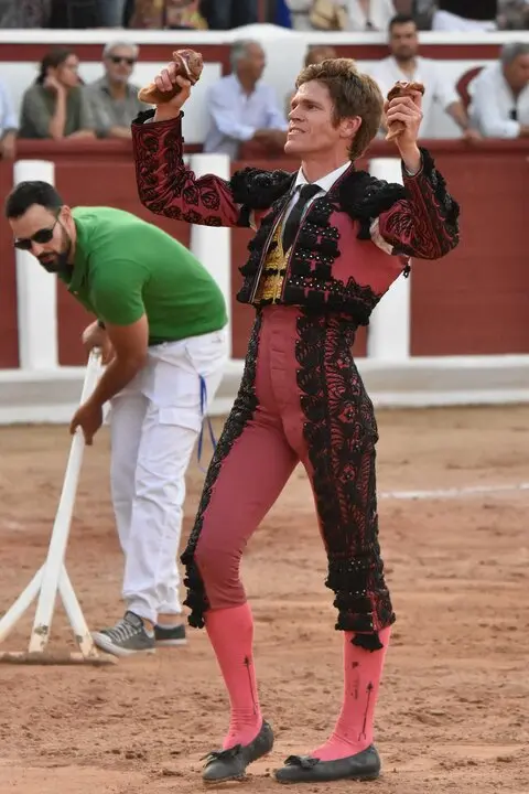 71a4cc59-a920-4a95-923b-3a1caa9b65f3