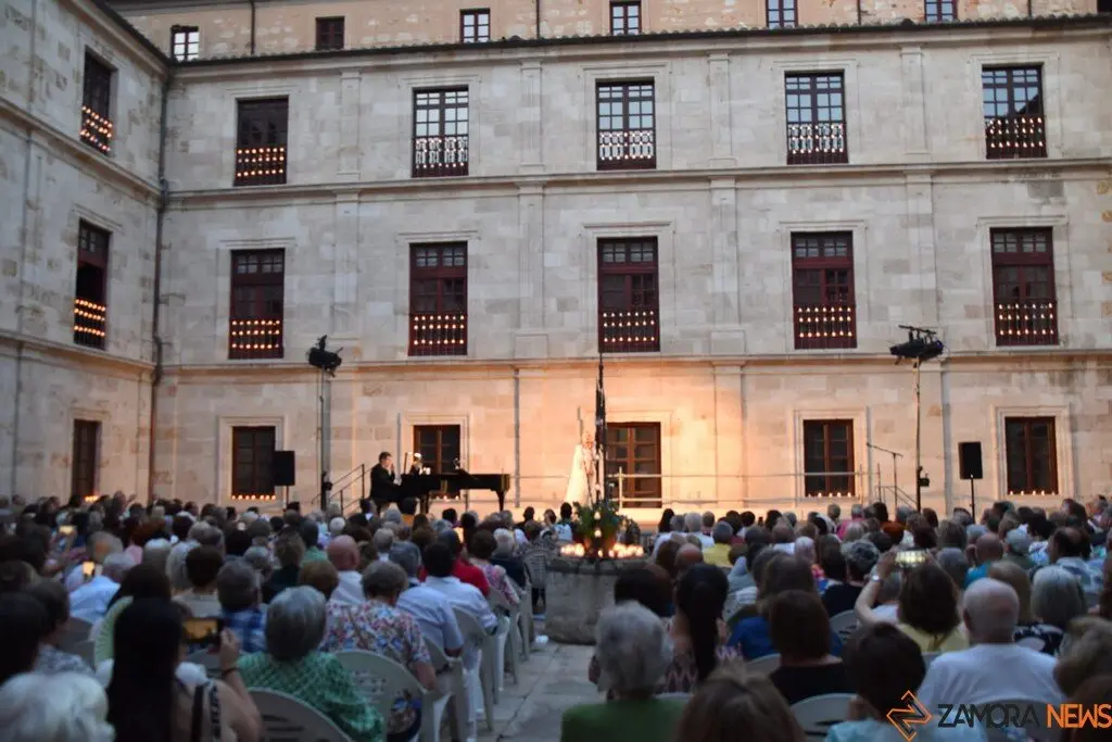 Noche de las velas Zamora 2025_14