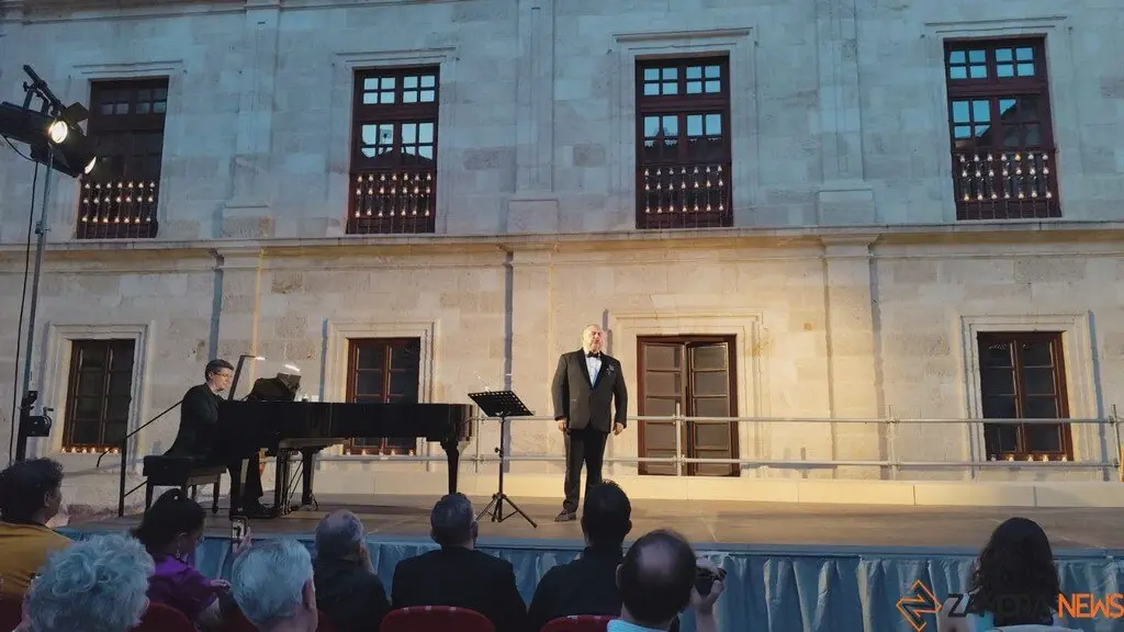 Noche de las velas Zamora 2025_46