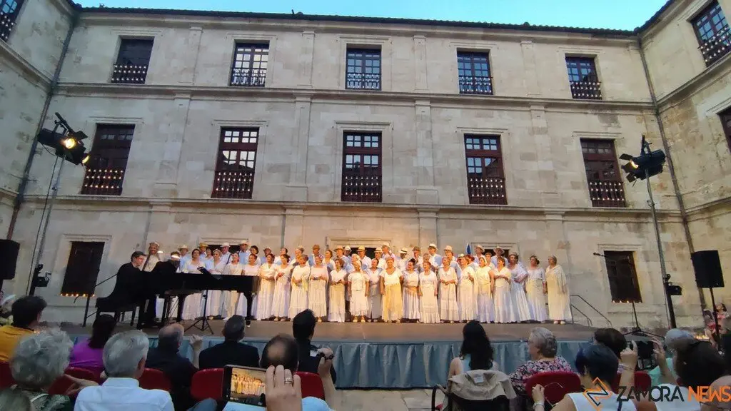 Noche de las velas Zamora 2025_53
