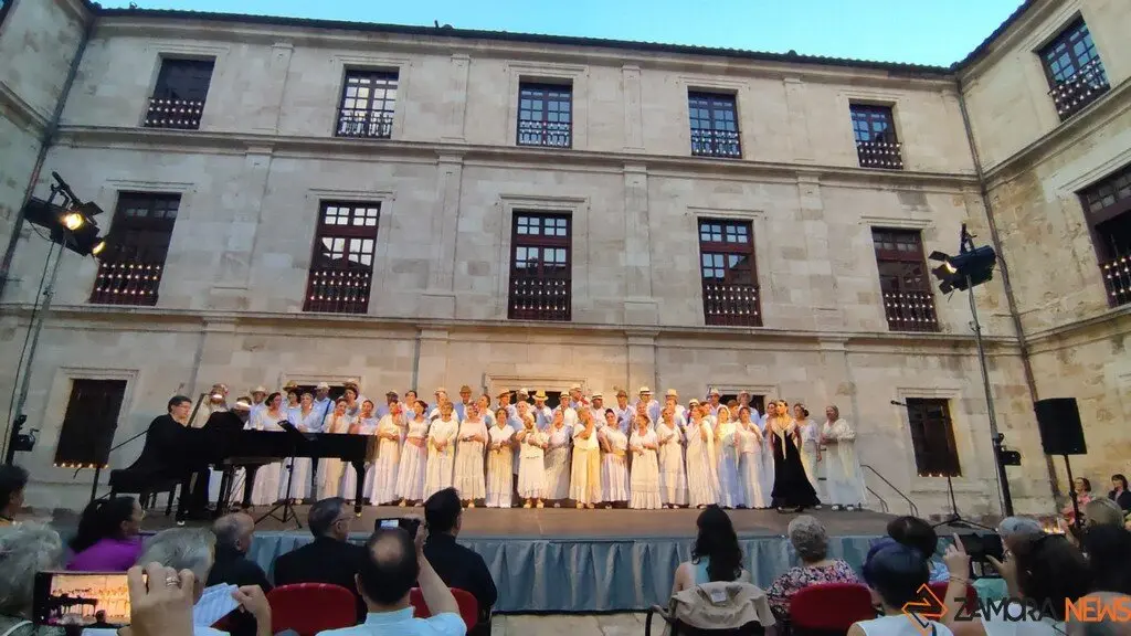 Noche de las velas Zamora 2025_55