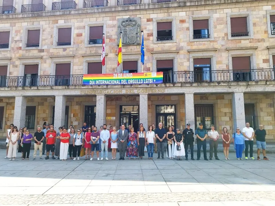 Zamora, minuto de silencio