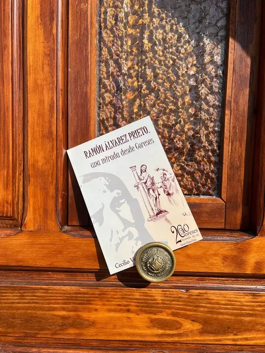 El Ayuntamiento de Coreses hace  una entrega gratuita a sus vecinos del libro de Ramón Álvarez