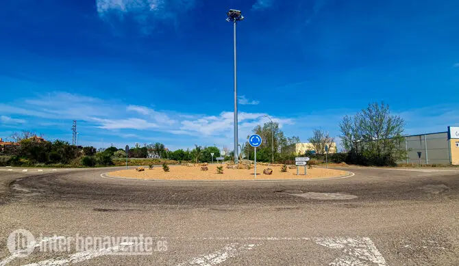 rotonda benavente . Interbenavente