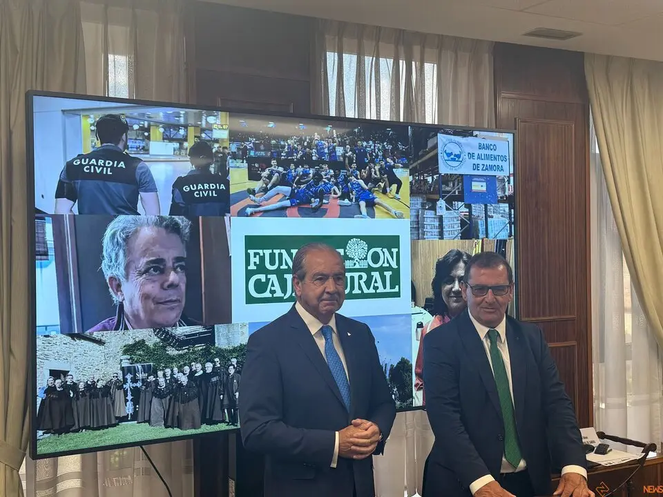 PRESENTACIÓN DE LOS PREMIOS FUNDACIÓN CAJA
RURAL XXVIII EDICIÓN. Cipriano García Rodríguez y Narciso Prieto Martín