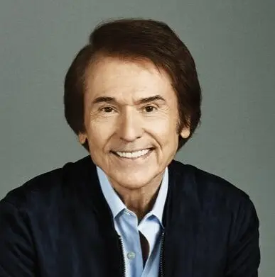 Raphael encabeza el gran concierto de los Premios Fundación Caja Rural