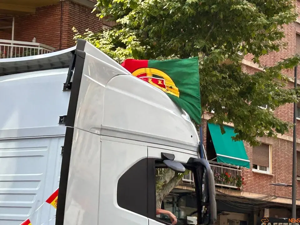 Los camioneros celebran a su patrón, San Cristóbal, por las calles de Zamora