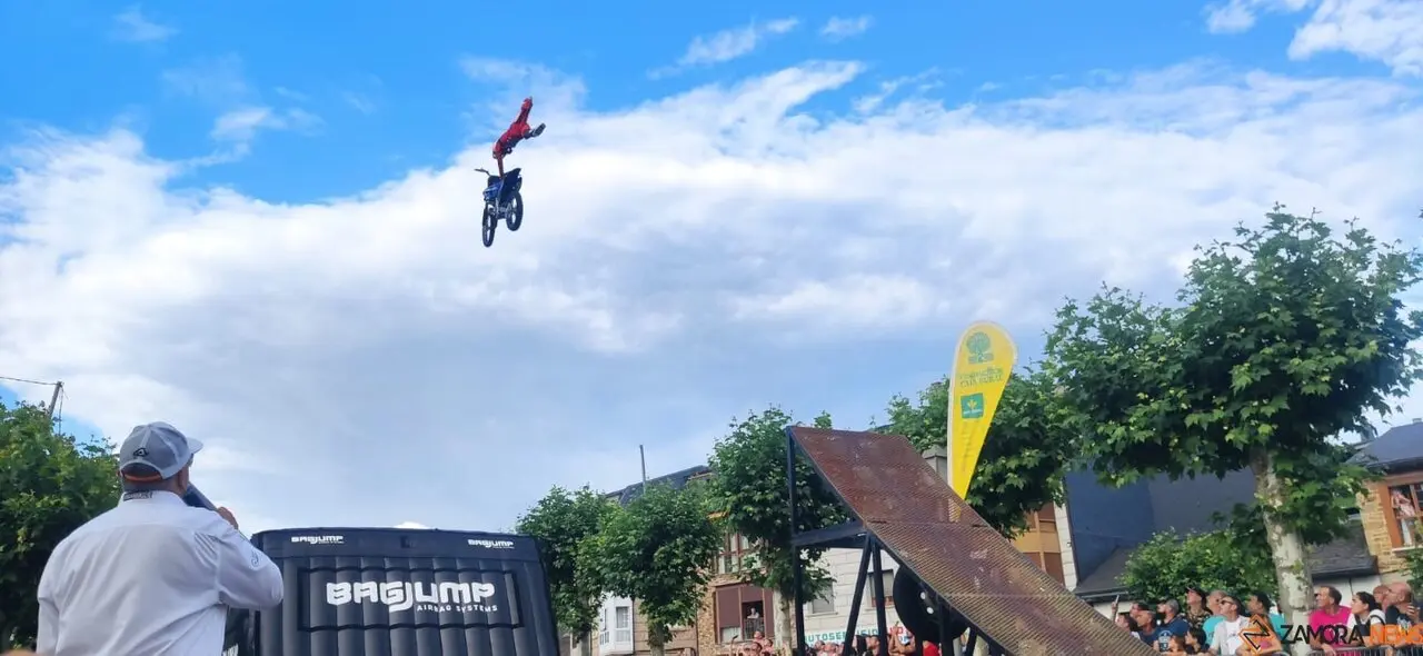 Exhibición de Freestyle Motocross