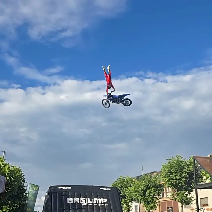 Exhibición de Freestyle Motocross